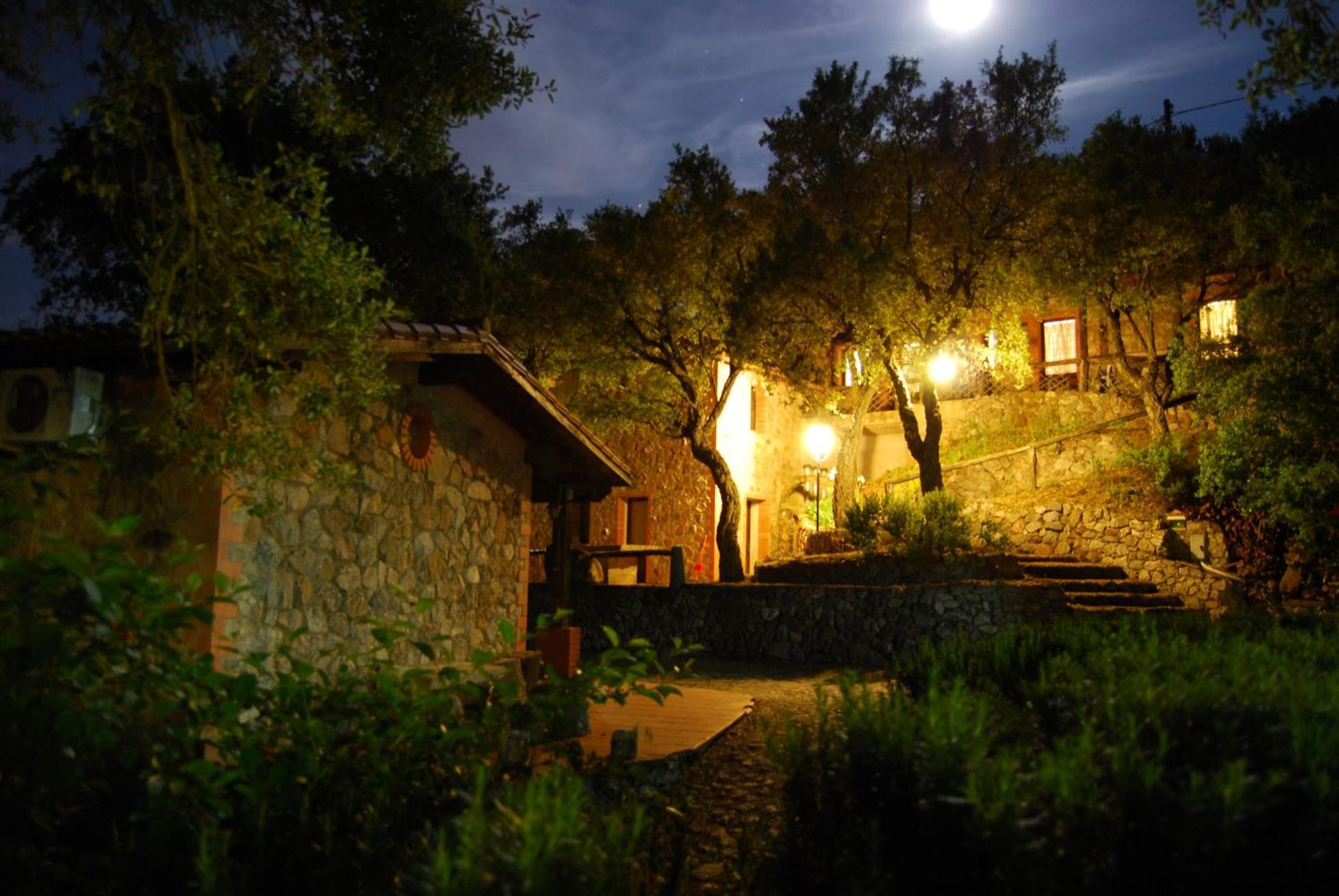 Gasthaus La Quercia Arbus Exterior foto
