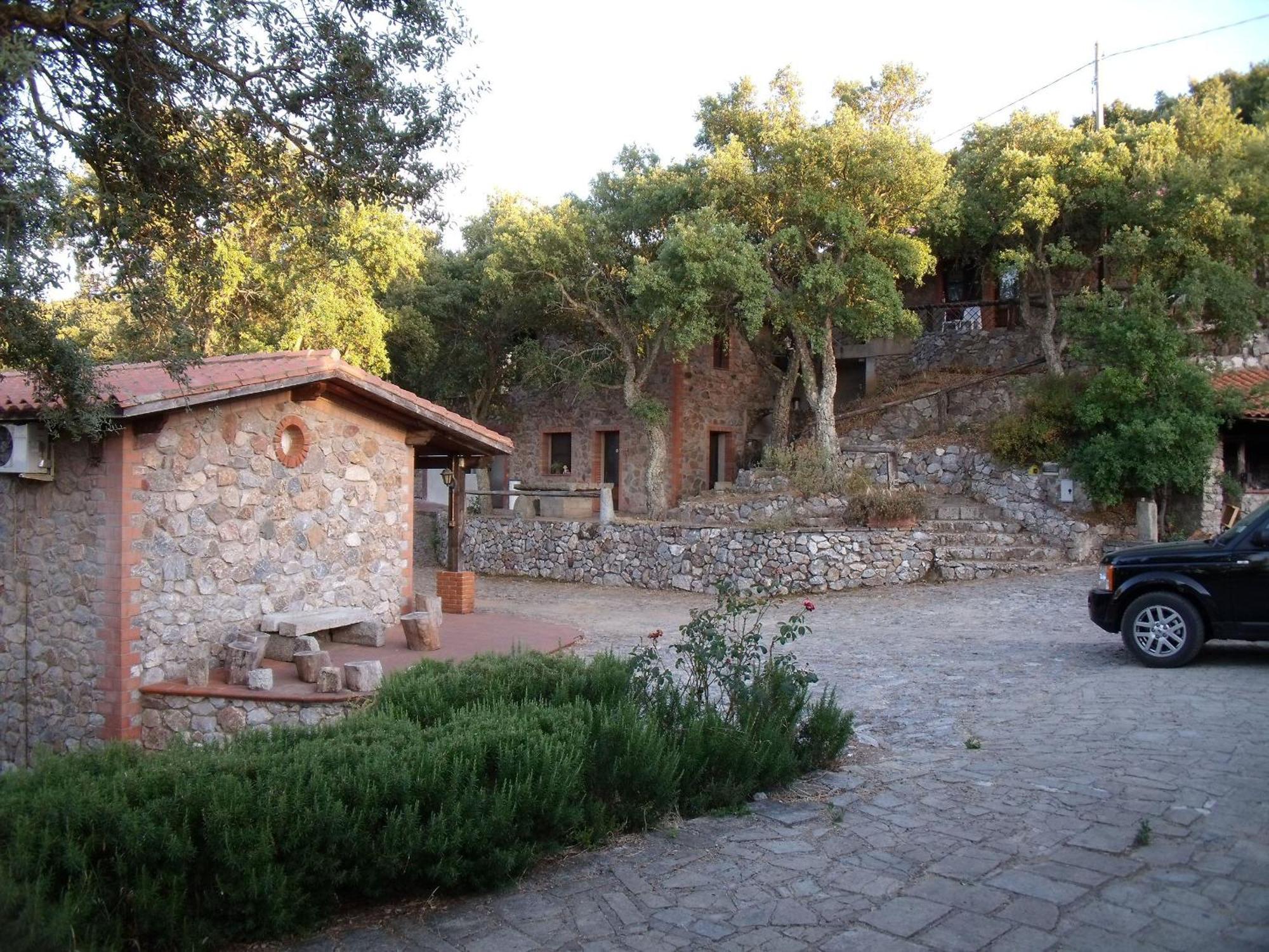 Gasthaus La Quercia Arbus Exterior foto